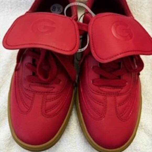GBG Los Angeles red lace-up sneakers in faux leather NWOT Size 8-1/2 - Picture 1 of 11